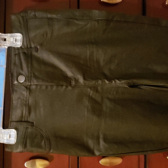 Skin tight pants - Picture 4 of 9